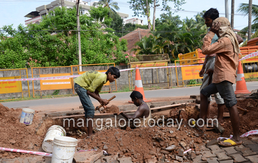 Bendoor road damage